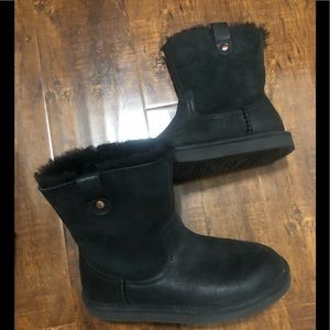 Ugg Women's Sequoia Water-Resistant Boots Size 6